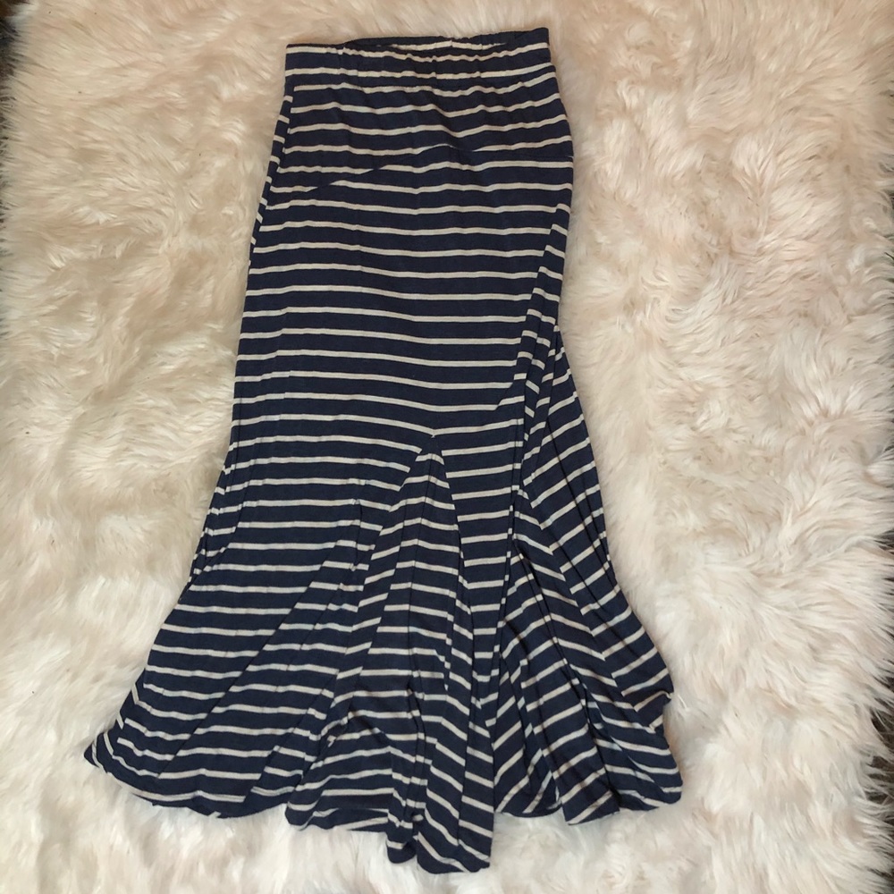 Blue/white stripped maxi skirt